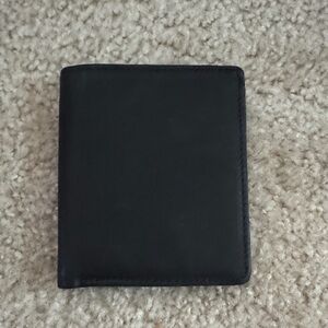 Perry Ellis Black Leather Card Holder